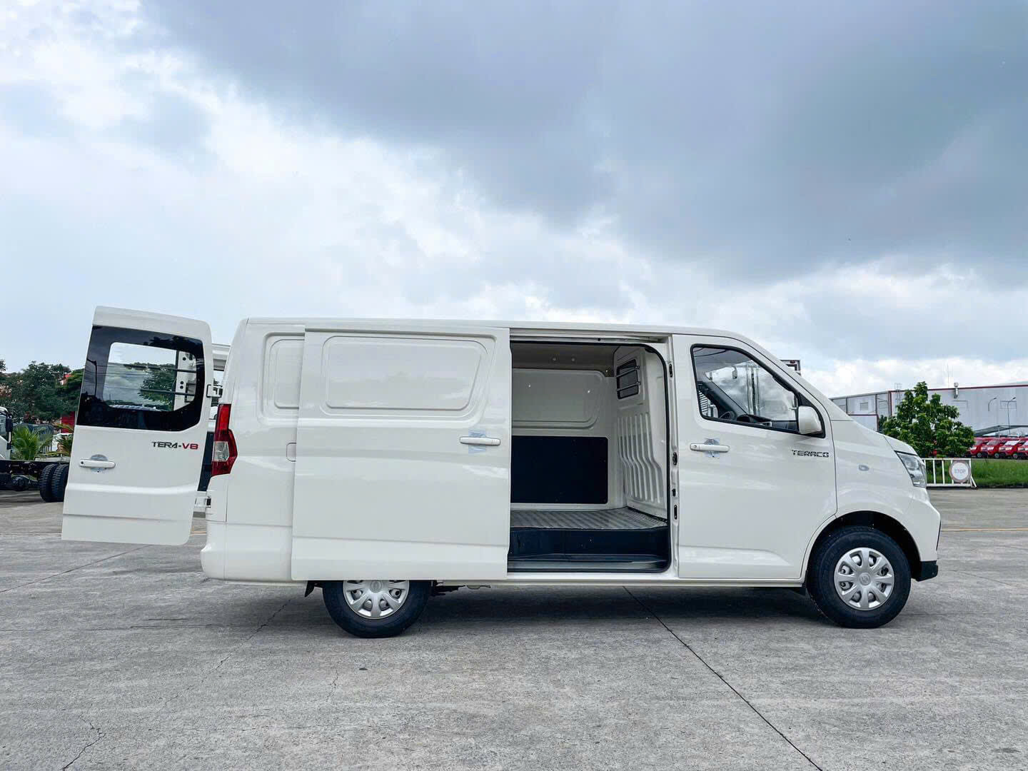 TERA V8 Trả Góp: Giải Pháp Tài Chính Tối Ưu Cho Mọi Doanh Nghiệp Tại Ô Tô Thái Phong