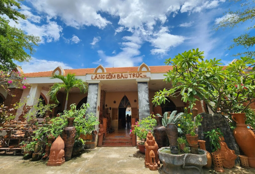 Làng gốm bàu trúc